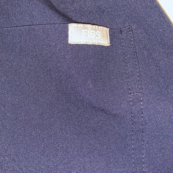 Gently Loved Authentic Technical Collection Zamora Jogger Scrub Pants by FIGS - Picture 2 of 11